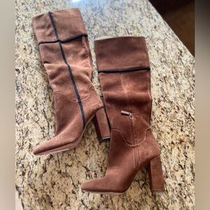 🌺Suede Brown Heeled Boots with Pointed Toe and Slouch Design